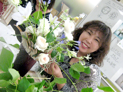 NHK文化センター神戸教室 チーフ講師 中嶋圭子
